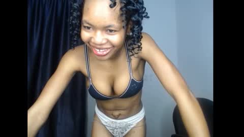 Snapshot of prettybaby6 chatting on February 5, 2026, 6:56 pm helen online show from February 5, 2026, 6:56 pm