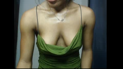 helen online show from April 16, 2026, 9:39 pm