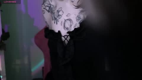 Violet online show from February 8, 2026, 8:45 pm