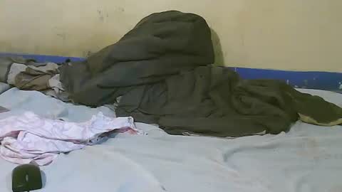 Snapshot of prettyboyz10 chatting on October 12, 2025, 6:12 am prettyboyz10 online show from October 12, 2025, 6:12 am