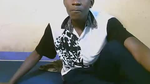 Snapshot of prettyboyz10 chatting on October 15, 2025, 10:26 am prettyboyz10 online show from October 15, 2025, 10:26 am