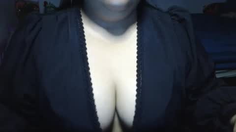 Snapshot of prettycarla_ chatting on April 20, 2026, 1:19 am prettycarla online show from April 20, 2026, 1:19 am