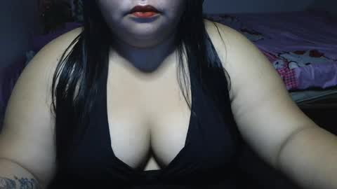 Snapshot of prettycarla_ chatting on April 26, 2026, 12:30 am prettycarla online show from April 26, 2026, 12:30 am