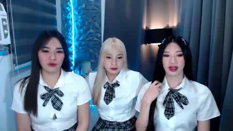 ASHLEY online show from January 22, 2025, 6:52 pm