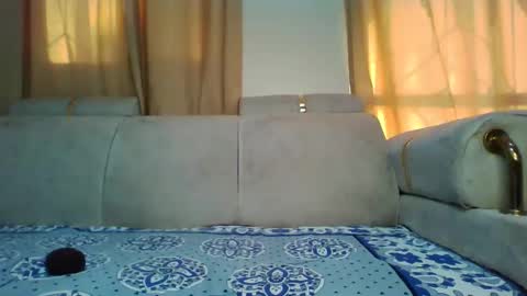 Snapshot of prettydulce chatting on October 3, 2025, 2:14 pm prettydulce online show from October 3, 2025, 2:14 pm