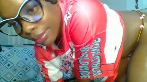 Snapshot of prettyela chatting on January 11, 2026, 6:13 pm PrettyEla online show from January 11, 2026, 6:13 pm