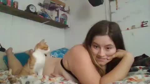 Pretty Estrella online show from September 19, 2025, 4:29 pm