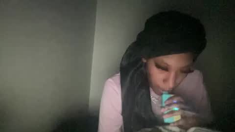 Snapshot of prettyfacefemale chatting on February 21, 2026, 10:16 am prettyfacefemale online show from February 21, 2026, 10:16 am