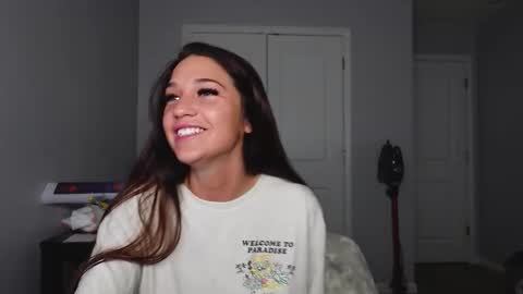 prettygirllltorii online show from February 21, 2026, 1:06 am