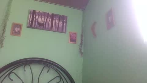 prettymae756493 online show from April 1, 2026, 3:40 am