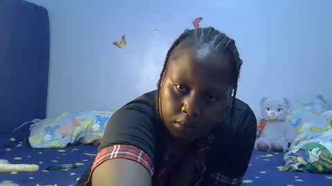 prettymel1 online show from May 27, 2026, 2:19 am