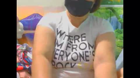 Nhing online show from November 2, 2025, 1:35 pm