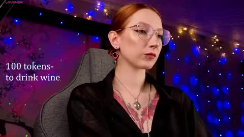 Mila -NONUDE MODEL online show from April 16, 2026, 4:30 pm