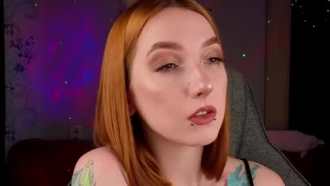 Mila -NONUDE MODEL online show from May 18, 2026, 2:45 pm