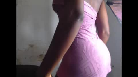 Snapshot of prettysexy6 chatting on April 12, 2026, 8:52 am prettysexy6 online show from April 12, 2026, 8:52 am