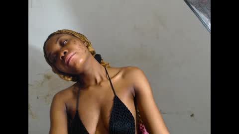Snapshot of prettysexy6 chatting on May 16, 2026, 7:45 pm prettysexy6 online show from May 16, 2026, 7:45 pm