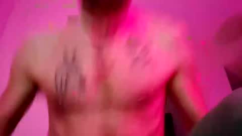 prettysolidd7 online show from September 29, 2025, 7:24 am