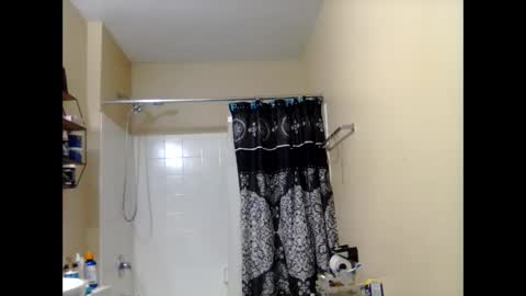 prettyworld24 online show from January 5, 2025, 9:47 pm