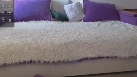 Kitty online show from March 18, 2026, 2:15 am