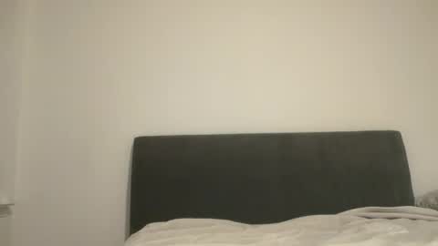 prettyyykittyyy22 online show from June 15, 2026, 3:42 am