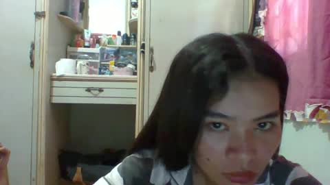 Snapshot of prety784828 chatting on June 14, 2026, 2:24 am prety784828 online show from June 14, 2026, 2:24 am