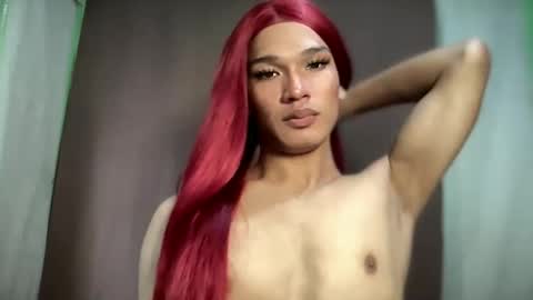 Snapshot of pricelessbeautyxxx chatting on December 18, 2025, 6:19 am TINA online show from December 18, 2025, 6:19 am