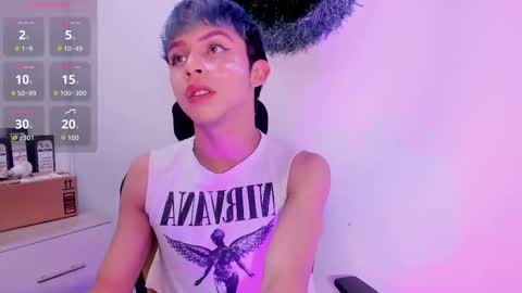 Apolo online show from December 19, 2025, 8:49 pm