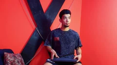 prince_arthur77 online show from February 5, 2026, 2:33 pm