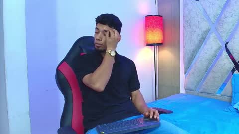 prince_arthur77 online show from June 2, 2026, 4:42 pm