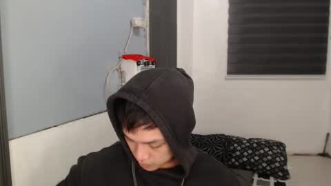 Prince Adrian online show from October 2, 2025, 6:37 pm