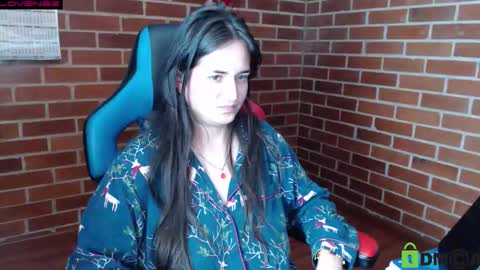 Leia online show from September 26, 2025, 1:20 am