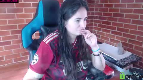 Snapshot of princesa_leia_zathur chatting on July 9, 2026, 3:49 pm Leia online show from July 9, 2026, 3:49 pm