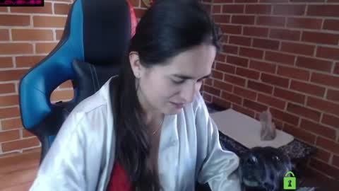 Snapshot of princesa_leia_zathur chatting on July 13, 2026, 2:42 pm Leia online show from July 13, 2026, 2:42 pm