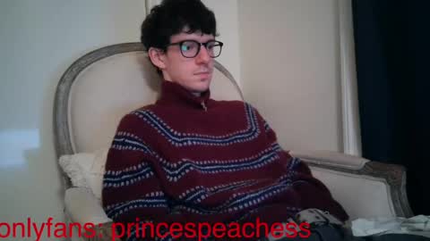 Peaches online show from April 27, 2026, 1:36 am