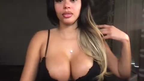 Snapshot of princess1tick chatting on November 13, 2025, 9:58 pm princess1tick online show from November 13, 2025, 9:58 pm