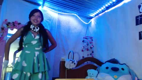 Snapshot of princess_elia chatting on October 15, 2025, 11:05 pm  Elia  online show from October 15, 2025, 11:05 pm