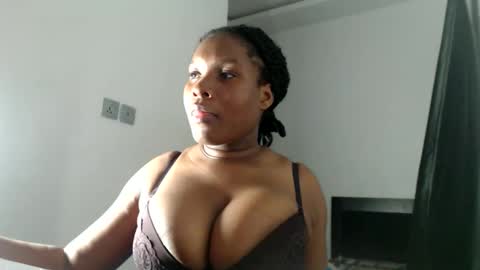 Karina online show from April 3, 2026, 8:29 pm