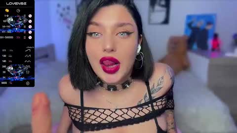 Lina online show from February 24, 2025, 1:24 am