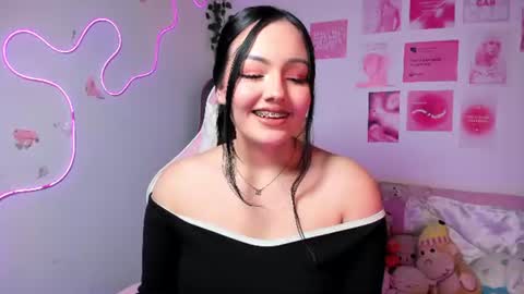 Snapshot of princess_saris chatting on July 14, 2026, 11:21 pm online show from July 14, 2026, 11:21 pm