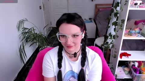 Snapshot of princessfoxyx chatting on January 29, 2025, 4:30 pm Princess Foxy online show from January 29, 2025, 4:30 pm