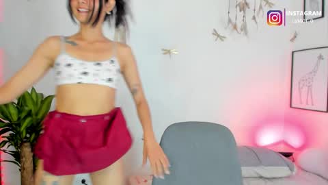 princessluna_14 online show from February 17, 2026, 8:37 pm