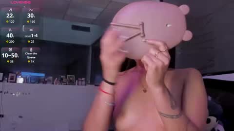 Valentina online show from July 7, 2026, 10:03 pm
