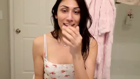 Prinxessally online show from February 18, 2025, 2:49 am