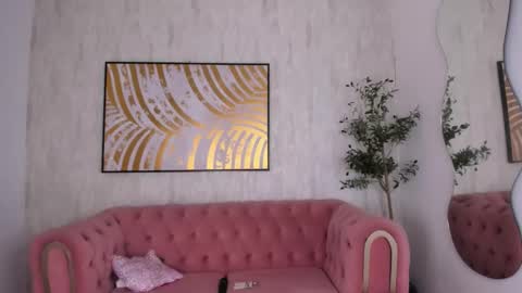 prissi_rivas online show from February 4, 2026, 3:12 am