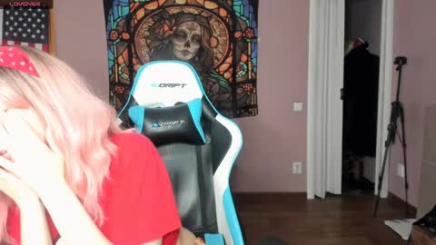 Di online show from April 21, 2026, 4:52 am