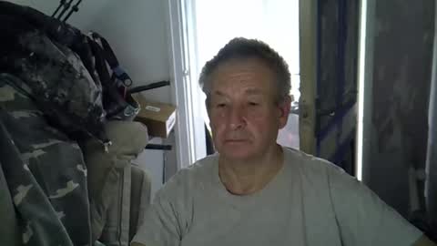 projectorepson online show from November 5, 2025, 11:32 am