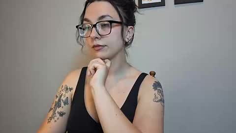 Prosper Angeline online show from April 17, 2026, 12:13 am