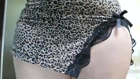 Pryncess sweety online show from June 28, 2026, 11:05 am