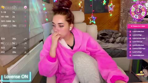 Queen of Pain online show from February 18, 2025, 4:48 pm