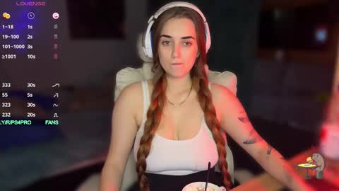 Queen of Pain online show from November 1, 2025, 4:58 am